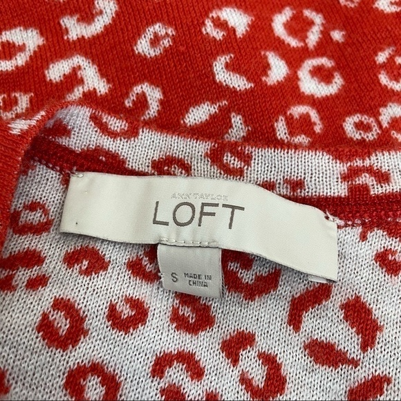Loft Wool Blend Cheetah Print Orange Crew Neck Sweater Size Small - Picture 3 of 4